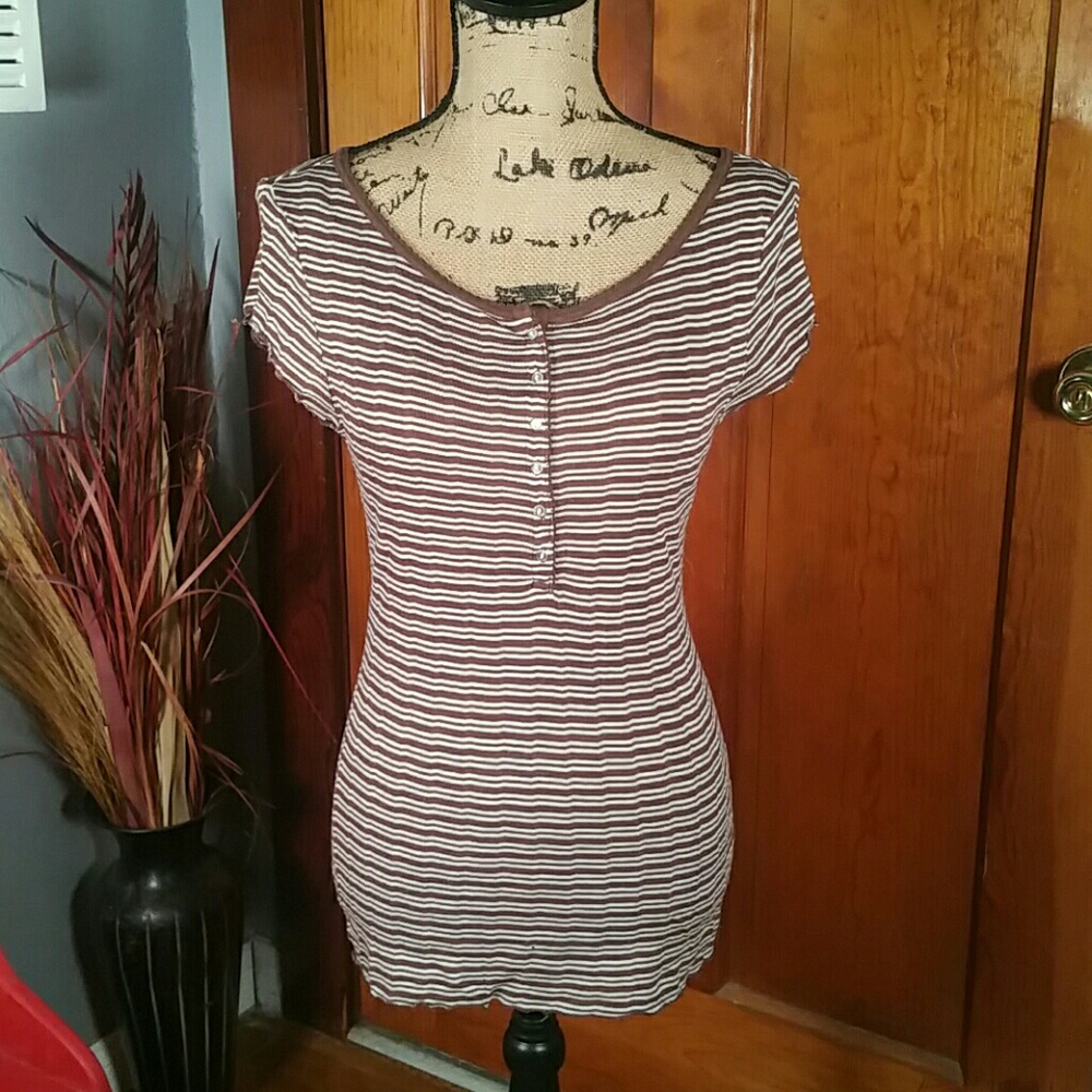Aeropostale Fitted Blouse